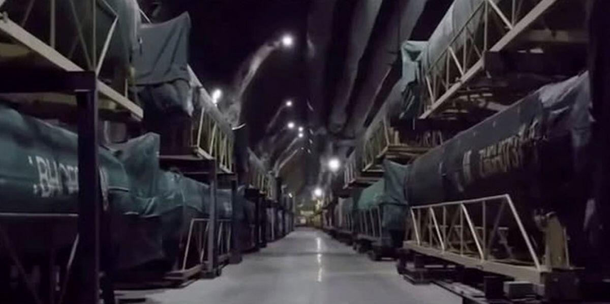 Vũ khí “độn thổ” của Iran lộ diện, thách thức trực diện Mỹ và Israel