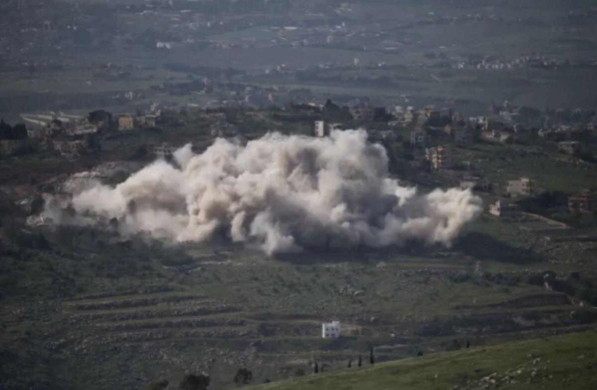 Israel dội hỏa lực vào Lebanon bất chấp ngừng bắn, tuyên bố phá hủy hơn 1.000 mục tiêu Hezbollah