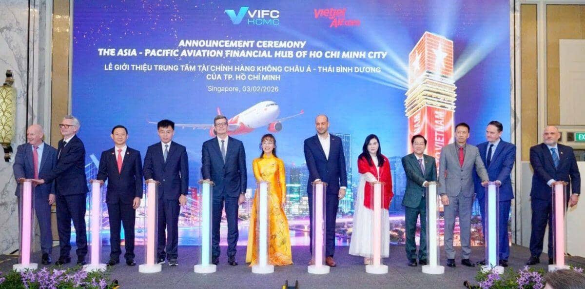 Cổ đông Vietjet đón tin vui lớn: Cổ tức 30%, tham vọng bay xa toàn cầu