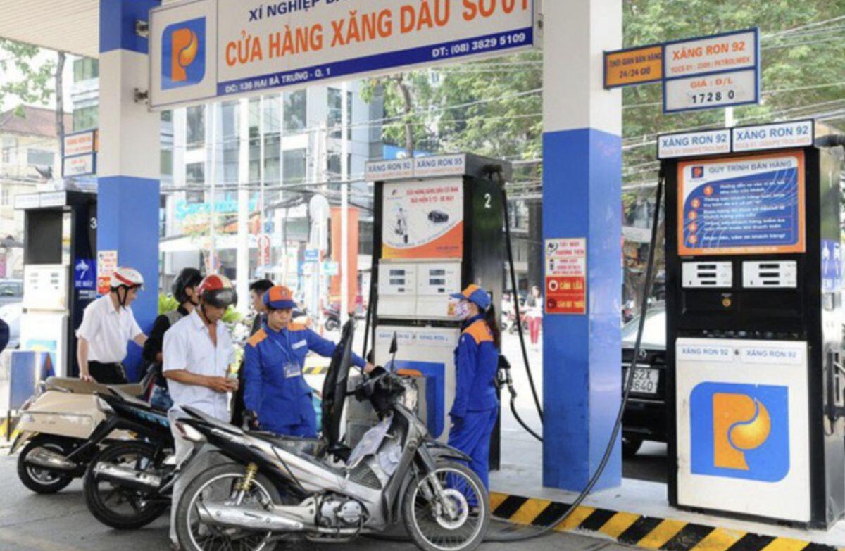 Thủ tướng: Phấn đấu nâng dự trữ xăng dầu quốc gia lên 90 ngày nhập ròng