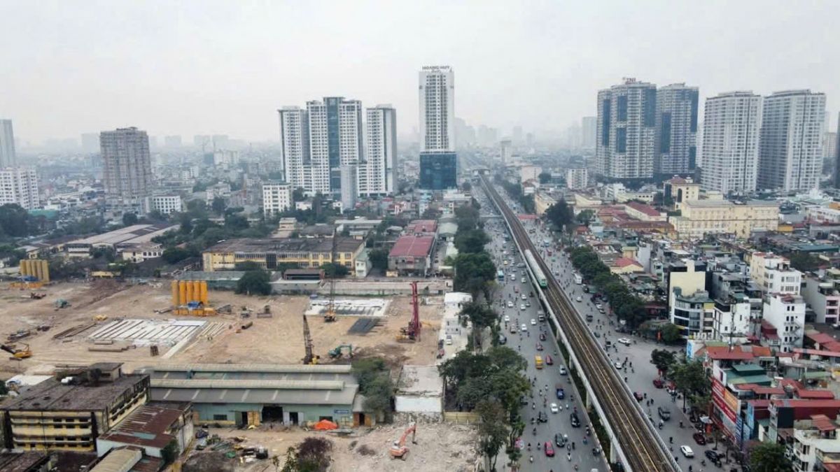 Cơn "ngáo giá" căn hộ hạng sang đẩy thị trường Hà Nội vào bẫy dư cung