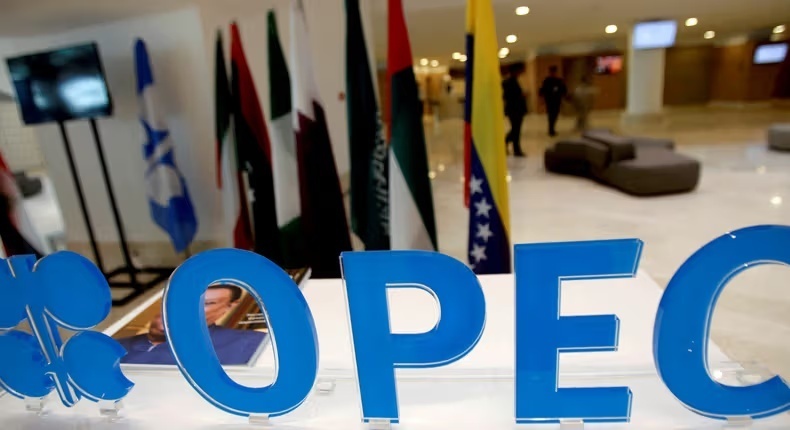 OPEC+ có tan rã sau sự ra đi của UAE?