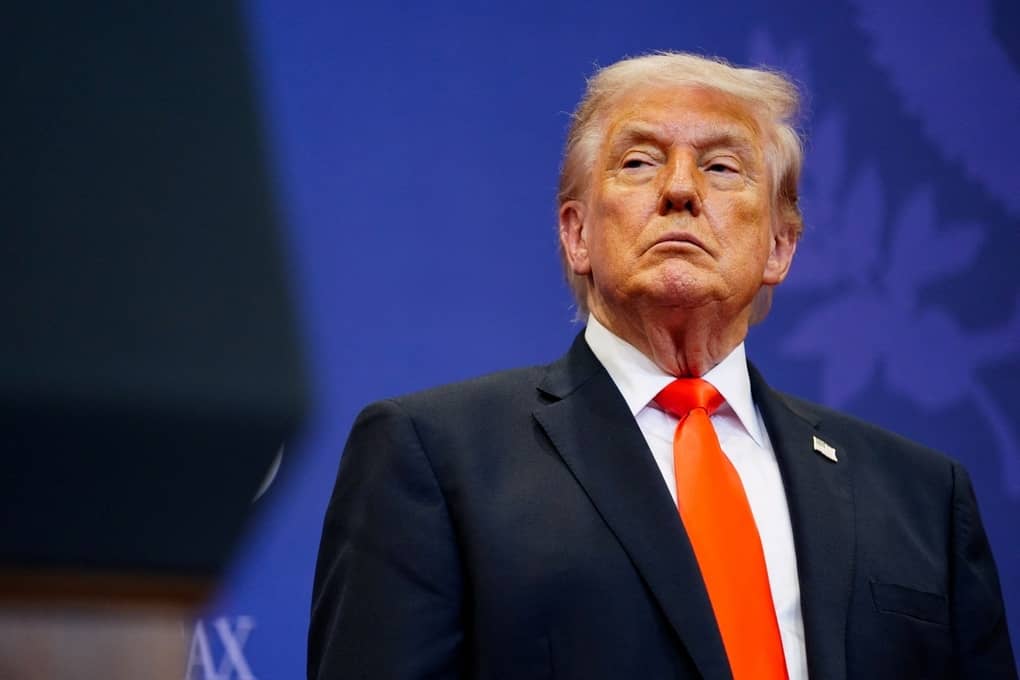 Trump dọa tái khởi động hỏa lực nhắm vào Iran