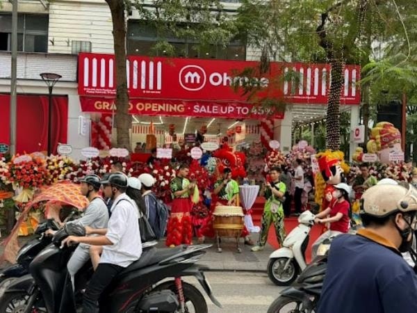Cuộc đối đầu không khoan nhượng trên vỉa hè Hà Nội