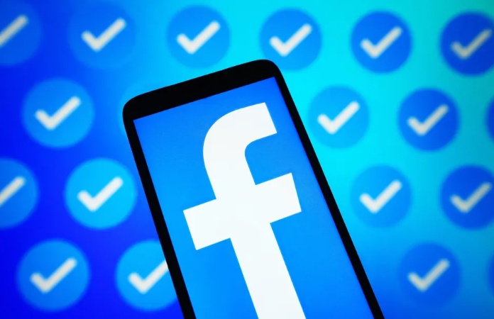 Cảnh báo chiêu lừa “tích xanh Facebook miễn phí”