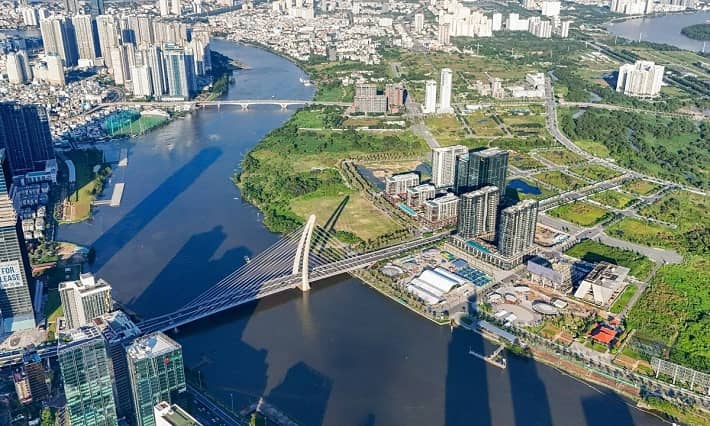 Cuộc đua chiếm lĩnh vị thế tại Trung tâm Tài chính quốc tế