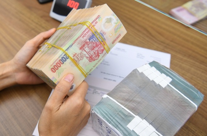 Nợ thuế 1 triệu đồng và bỏ địa điểm kinh doanh có thể bị cấm xuất cảnh