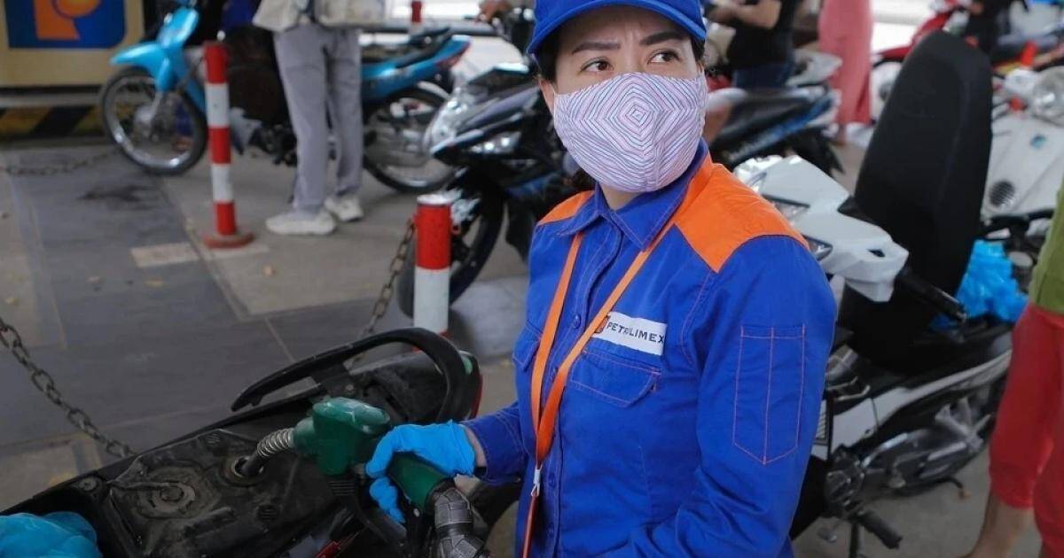 Áp lực bốc hơi lợi nhuận của "ông lớn" bán lẻ xăng dầu