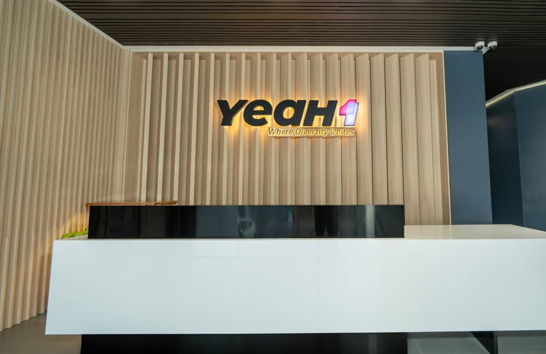 "Anh trai vượt ngàn chông gai" có gánh nổi tham vọng của Yeah1?