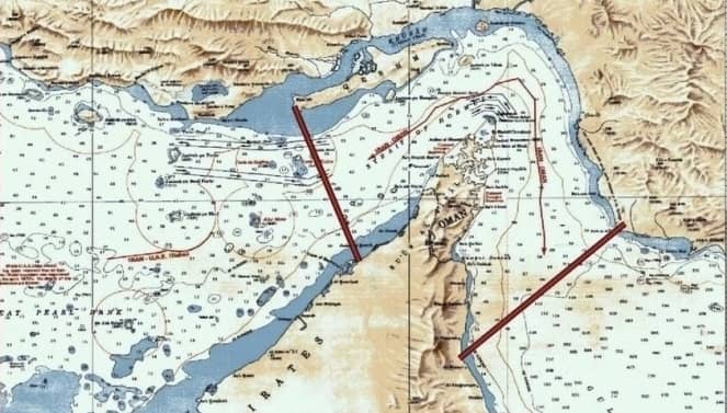Ông Trump thông báo dừng chiến dịch hỗ trợ tàu qua Hormuz
