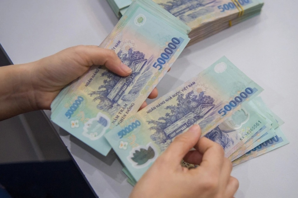 "Nghệ thuật sinh tồn" khi lãi vay chạm ngưỡng 14%