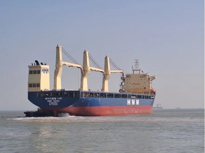Iran phủ nhận liên quan vụ tàu Hàn Quốc phát nổ ở eo biển Hormuz