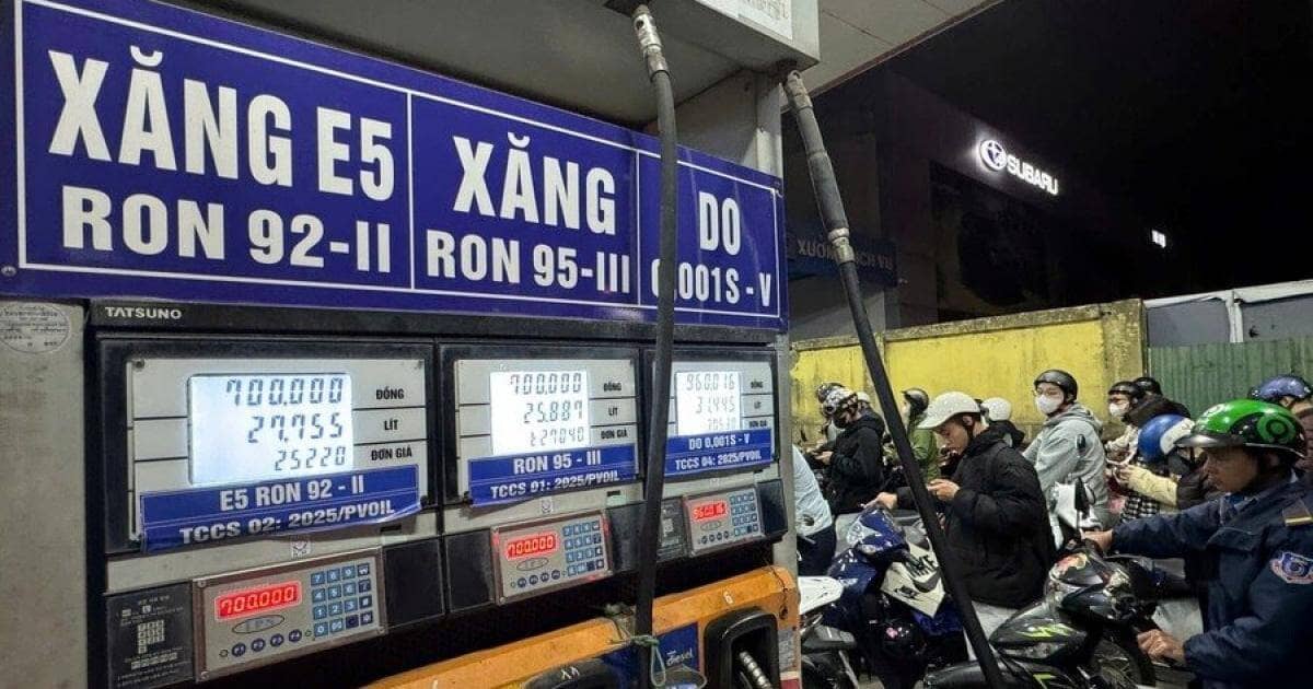 "Xóa bỏ" đặc quyền trong thị trường xăng dầu