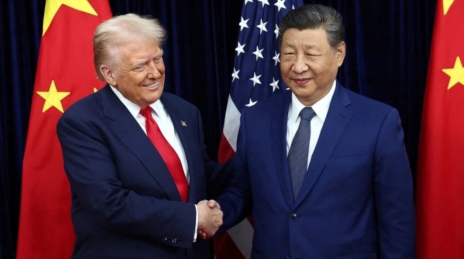 Ông Trump đưa theo Elon Musk, Tim Cook trong chuyến công du Trung Quốc