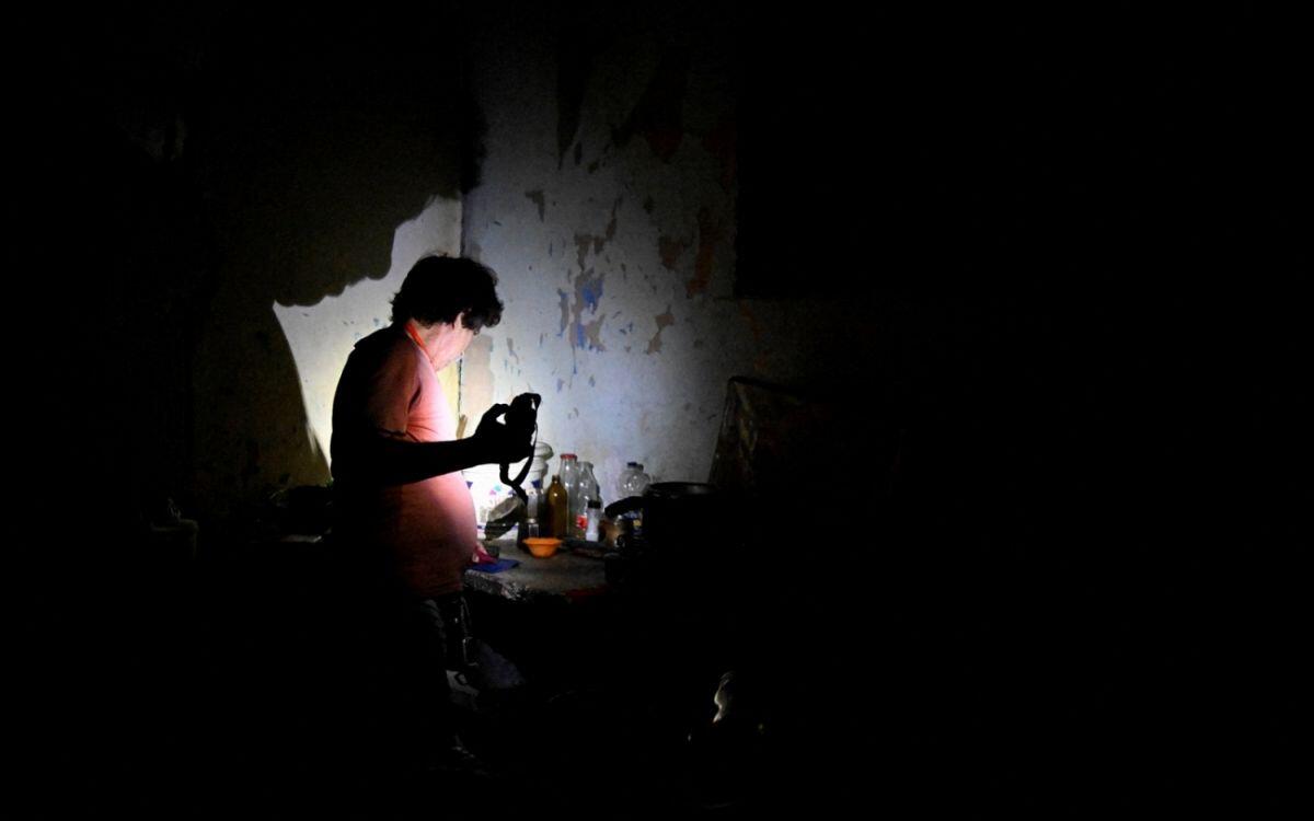 Cuba kiệt quệ trong gọng kìm "bỏ đói năng lượng"