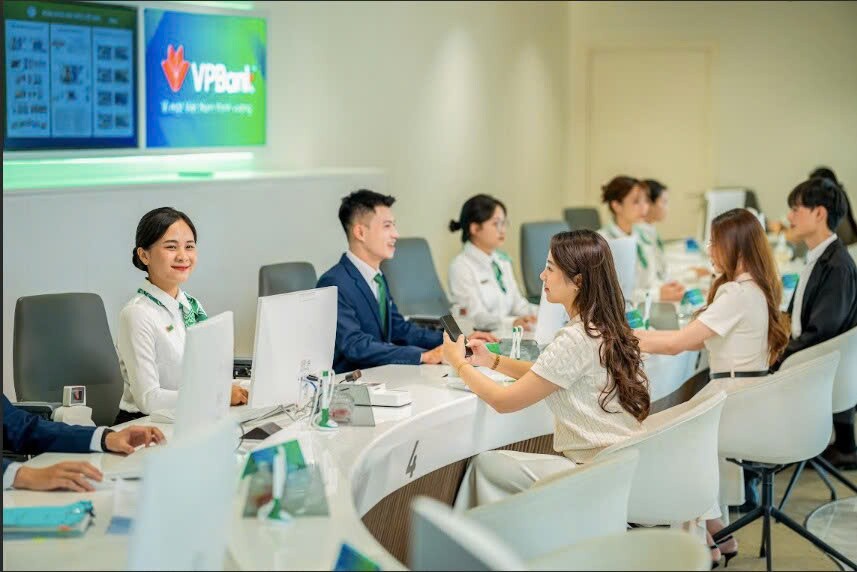 VPBank trở thành ngân hàng tư nhân không vốn Nhà nước đầu tiên vượt 1 triệu tỷ đồng tín dụng
