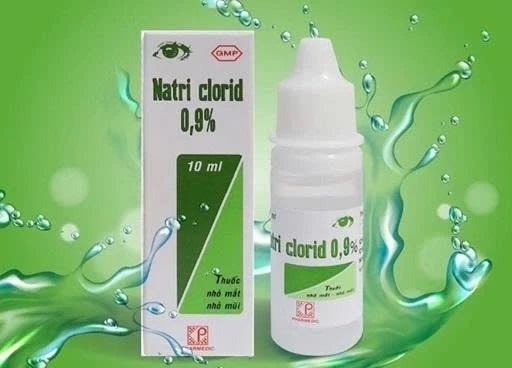 Hiểm họa từ chai nước muối sinh lý không đạt chuẩn