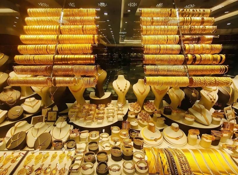 Khi hầm trú ẩn vĩ mô quay lưng với dòng tiền tích lũy