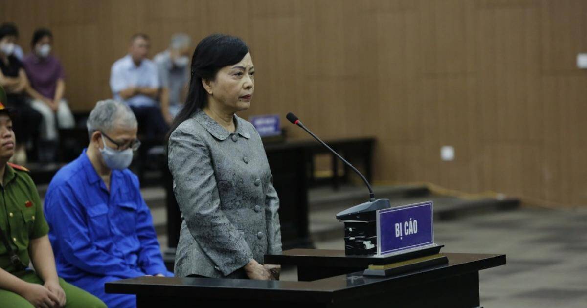 Bà Kim Tiến “không biết tiền từ đâu”
