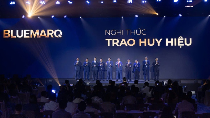 Cổ phiếu DXG lao dốc đúng ngày Đất Xanh công bố kế hoạch mới