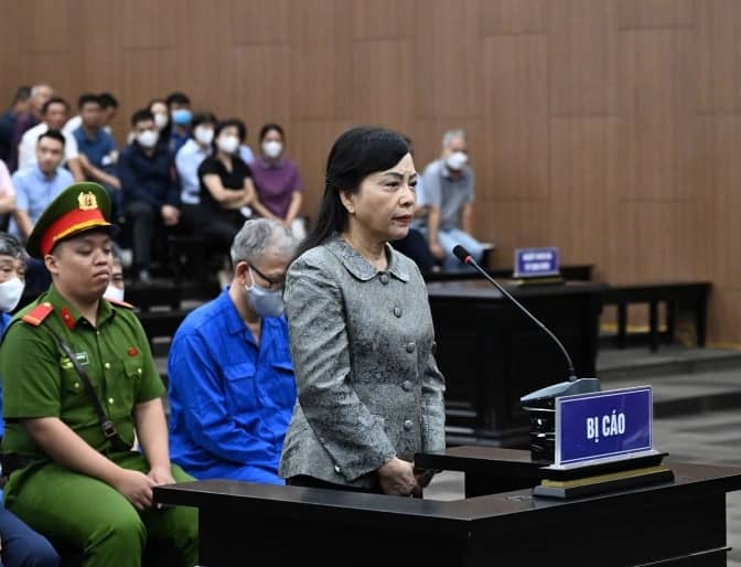 Cựu Bộ trưởng Kim Tiến: 'Về nhà mới biết trong túi có 2 tỷ'