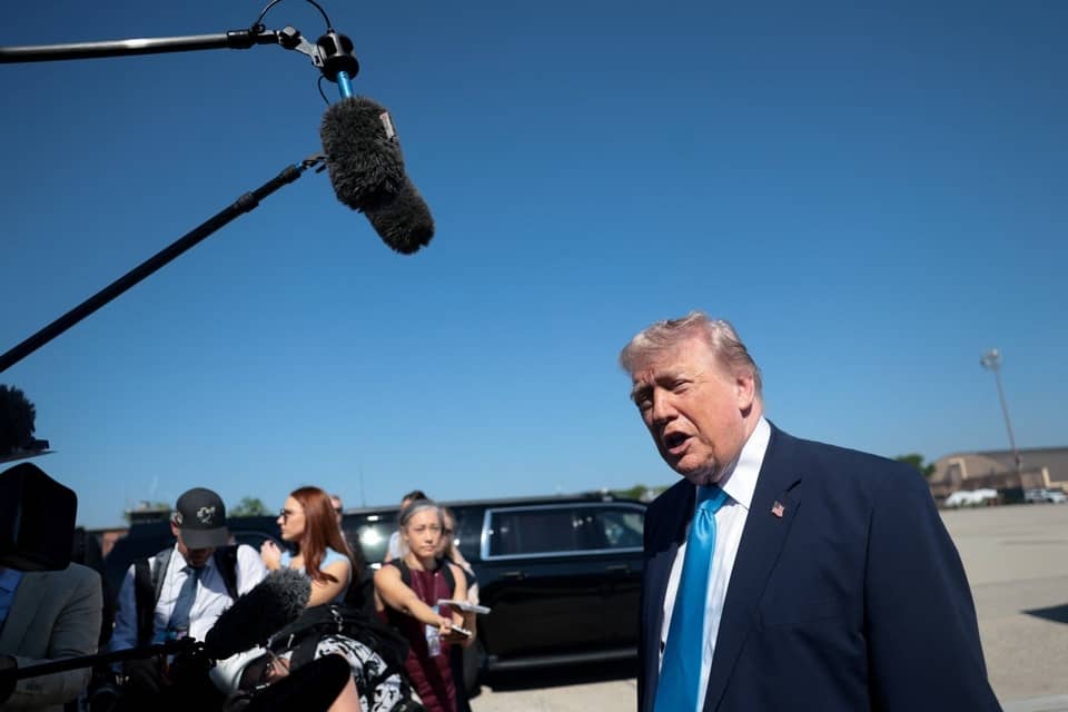 Ông Trump phát cảnh báo mới với Iran