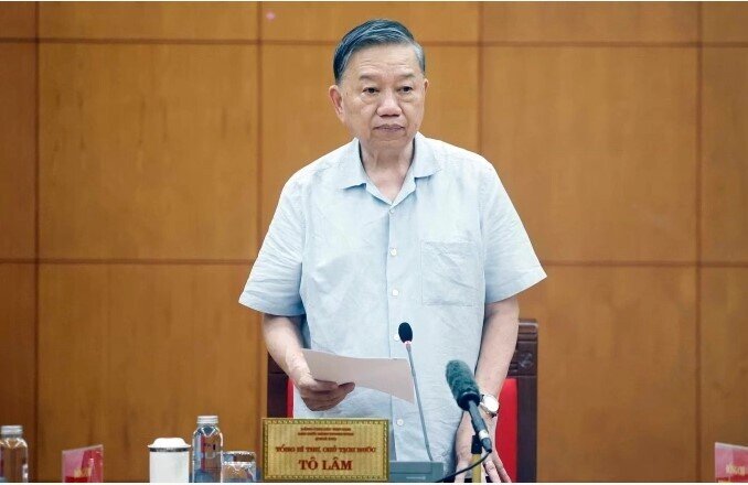 'Không xuất thô, khai thác đất hiếm bằng mọi giá'