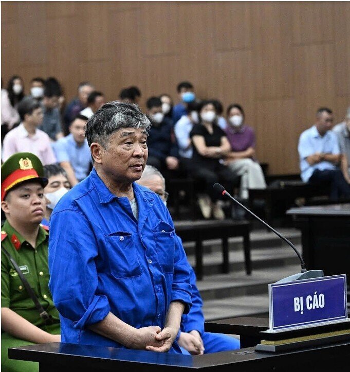 Cựu bộ trưởng Y tế Kim Tiến nhận sai, xin khoan hồng