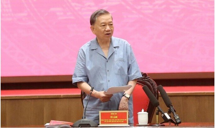'Hà Nội không thể tiếp tục bước đi theo mô hình tăng trưởng cũ'