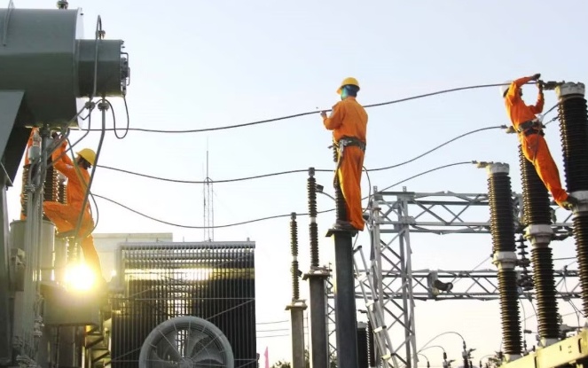 Nắng nóng cực đoan khiến tiêu thụ điện toàn quốc lập kỷ lục mới