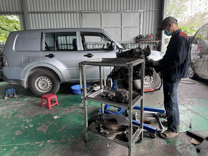 Nhiều chủ xe vẫn còn băn khoăn về xăng E10