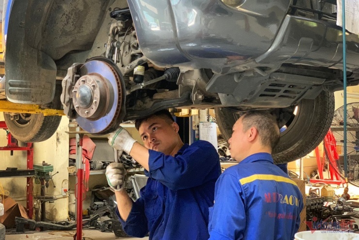 Chuyên gia ô tô bày kế thích nghi với xăng E10, đừng quá lo lắng hư hại động cơ