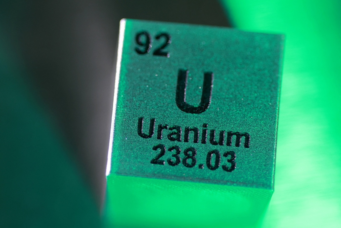 Iran "tính" đưa 400kg urani ra nước ngoài?