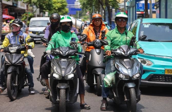 Đề xuất tài xế xe công nghệ, người bán hàng online đóng BHXH bắt buộc