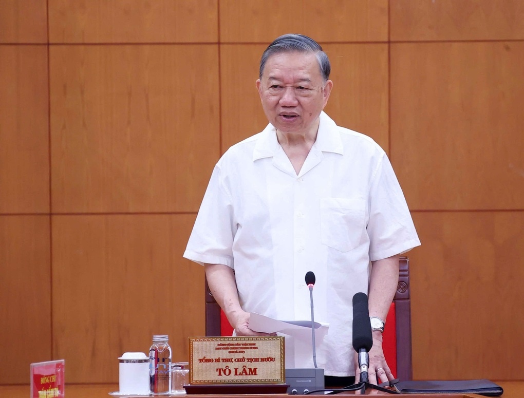 Cảnh báo nguy cơ nghèo nàn văn hóa giữa thời kỳ kinh tế bùng nổ