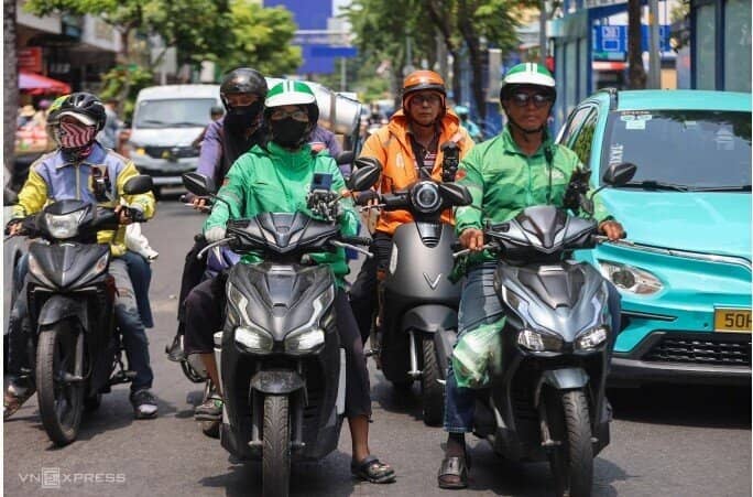 Tài xế công nghệ lo 'giảm thu nhập' nếu nền tảng không cùng đóng BHXH