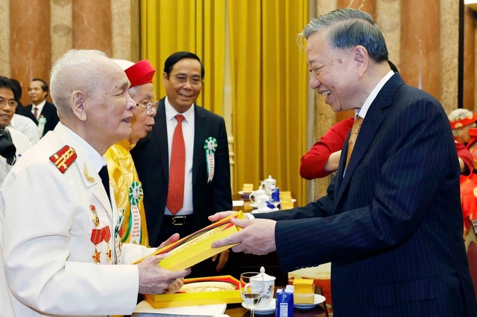 Định nghĩa mới về thịnh vượng trong kỷ nguyên già hóa dân số