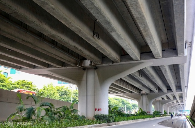 Nhiều gối cầu vành đai 3 ở Hà Nội trên cao bị xô lệch