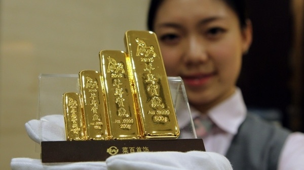 Thế giới liên tục bán vàng, Trung Quốc vẫn âm thầm gom hơn 2.300 tấn để làm gì?