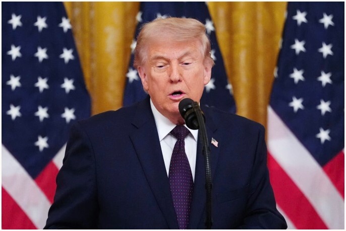 Thẩm phán chặn ông Trump áp phí 100.000 USD với thị thực H-1B
