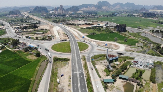 Cao tốc Hà Nội - Thái Nguyên - Chợ Mới sẽ mở rộng từ 4 lên 6 làn xe. Tuyến cao tốc Hà Nội - Thái Nguyên  ...