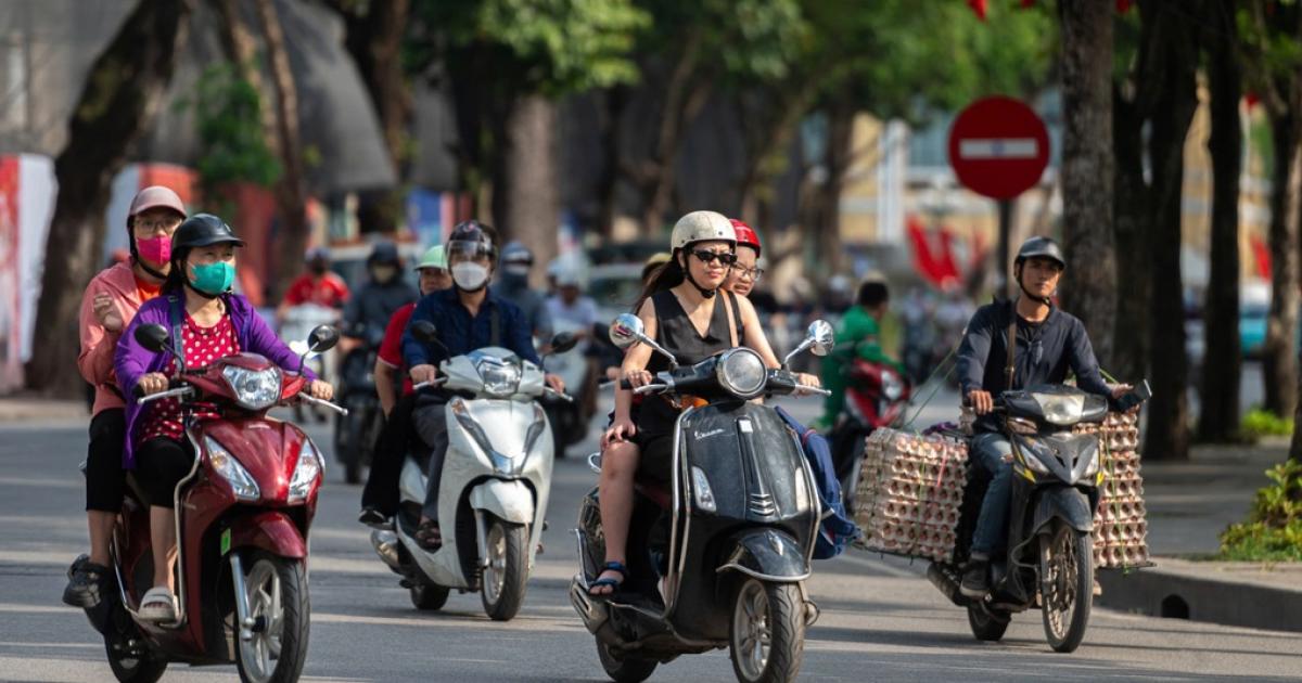 Hà Nội tính lại bài toán hỗ trợ đổi xe xăng