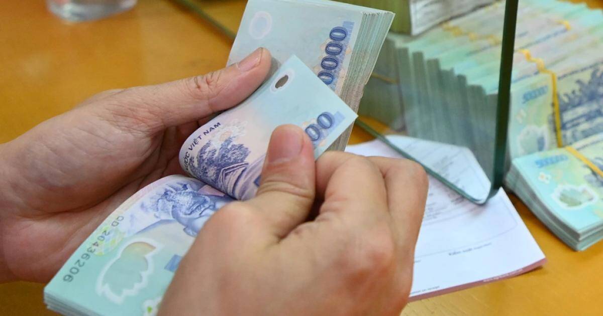 Áp lực lãi suất "bủa vây" thị trường