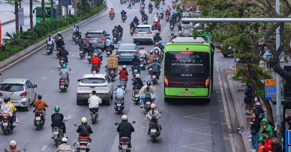 Hà Nội chi tới 20 triệu đồng hỗ trợ đổi xe xăng