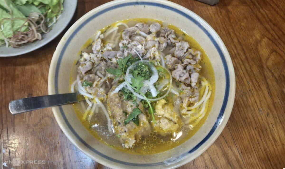 Chi phí sinh hoạt đồng loạt tăng