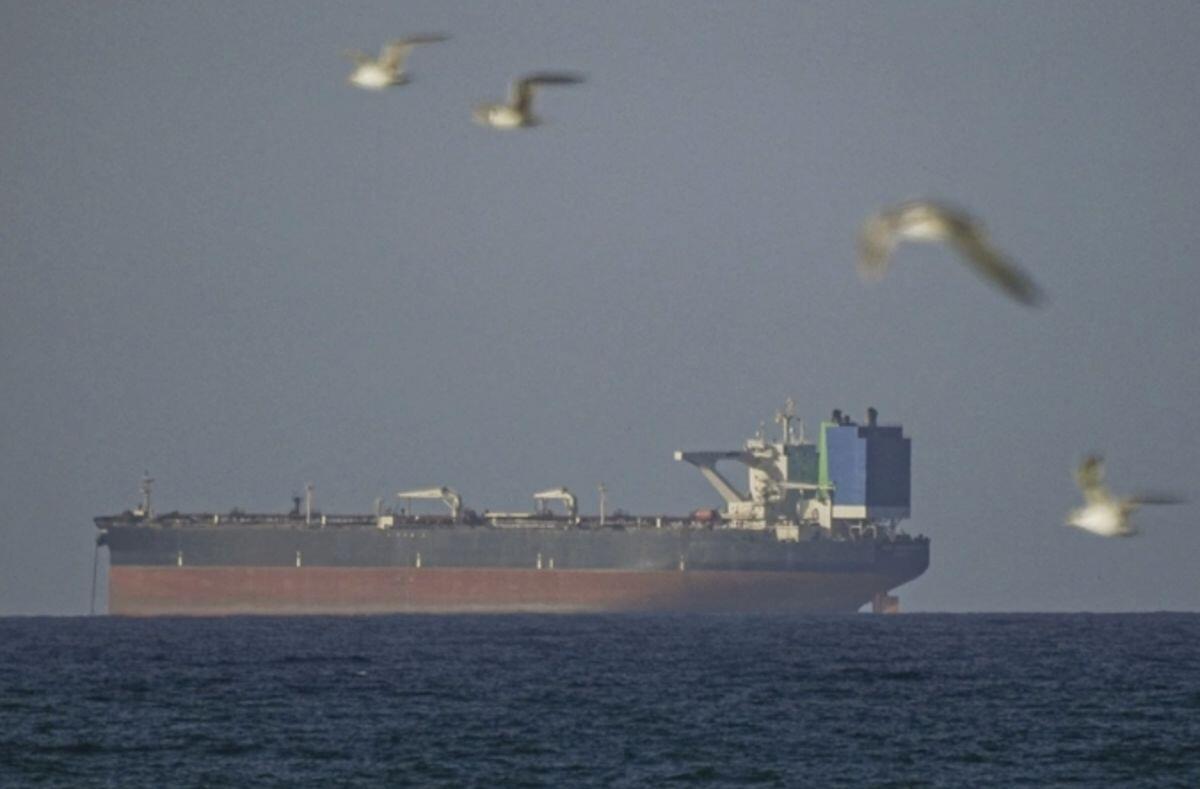 Lượt tàu qua Hormuz tăng mạnh sau khi Mỹ - Iran ký thỏa thuận