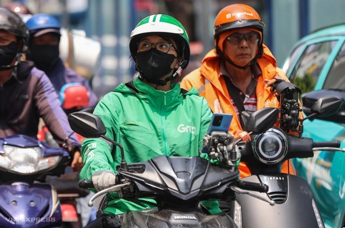 Bộ Nội vụ: Chưa bổ sung tài xế công nghệ vào diện đóng BHXH bắt buộc