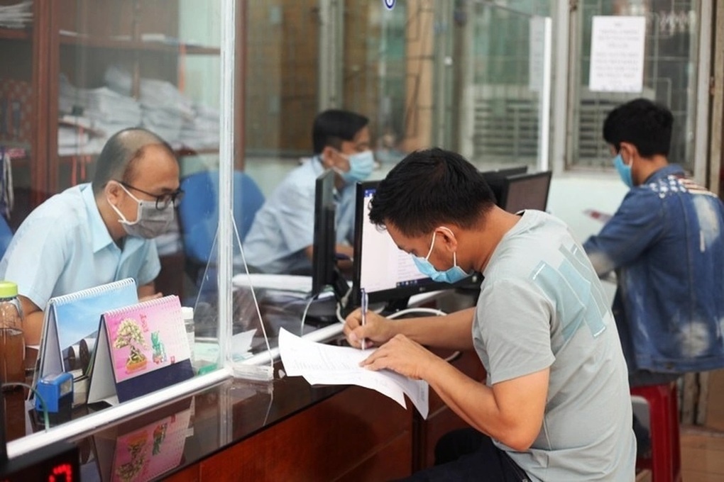 Hà Nội quyết giảm mạnh hồ sơ giấy
