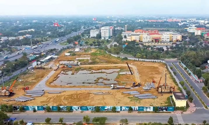 Cuộc săn lùng quỹ đất của các đại gia bất động sản