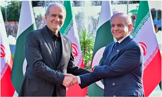 Iran tuyên bố không đàm phán về chương trình tên lửa